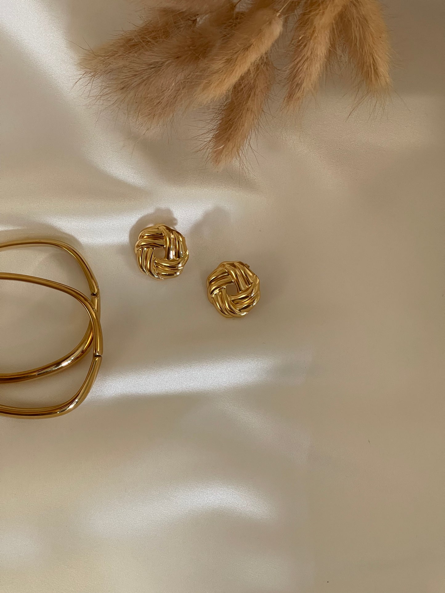 Ire Stud Earrings